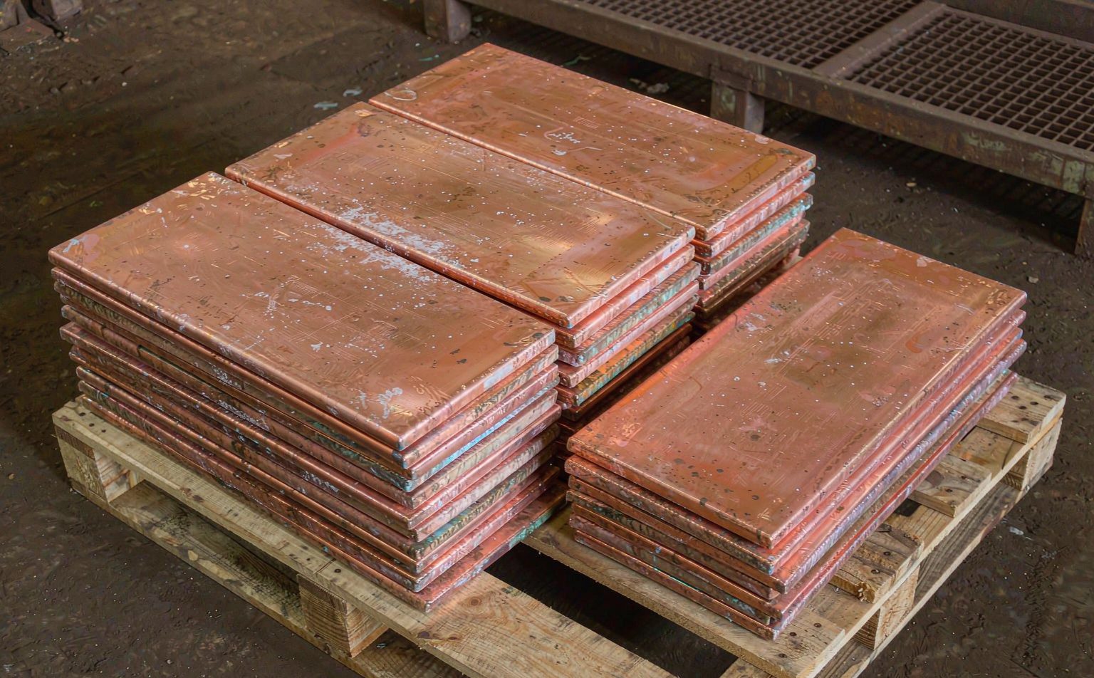 Copper cathode plates